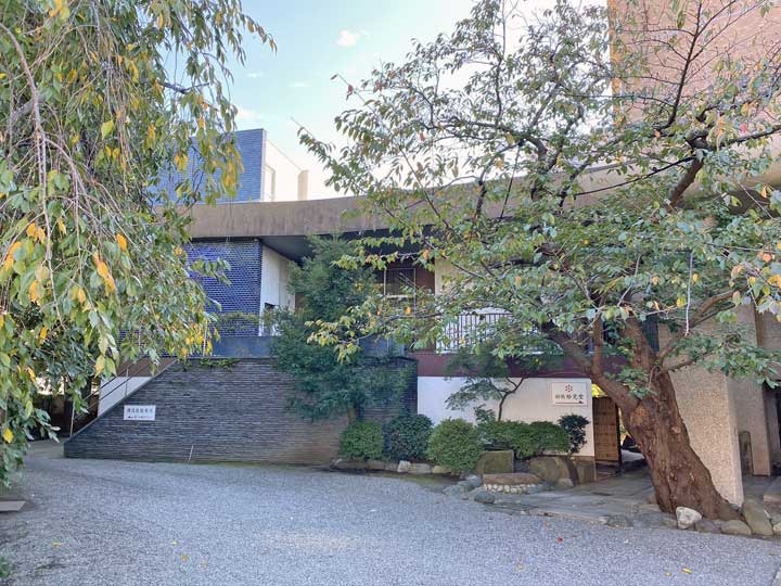 法性寺柳嶋妙見山聖堂 外観